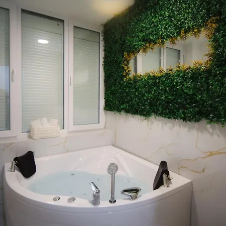 Gold Luxury Apartment Bosanska Gradiska Exterior photo