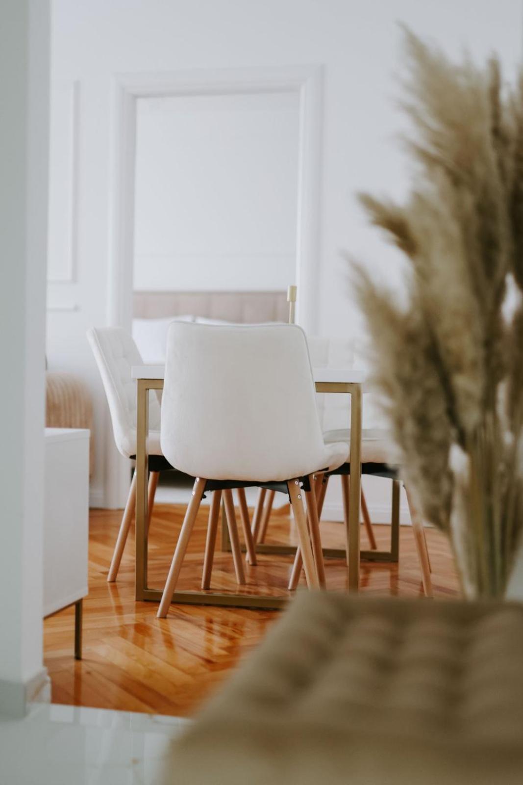 Apartment Gold Luxury